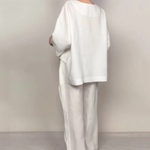 VALENTINA | Conjunto de 2 peças com caimento relaxado e estilo minimalista